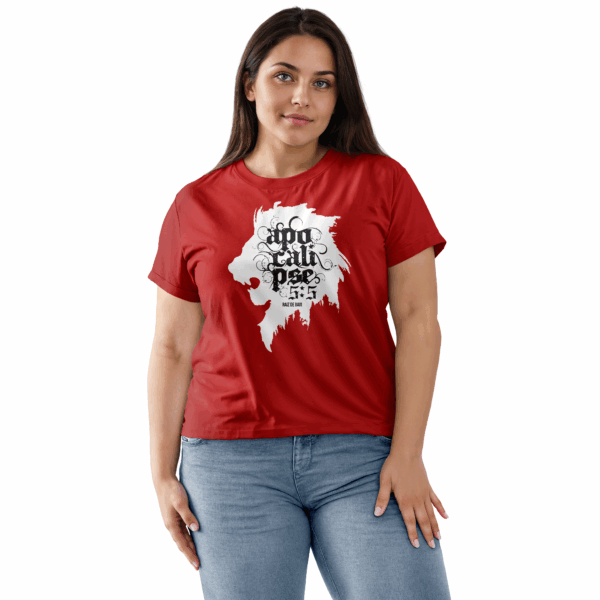 Camiseta Feminina Vermelha Apocalipse 5:5 -  Raiz de Davi